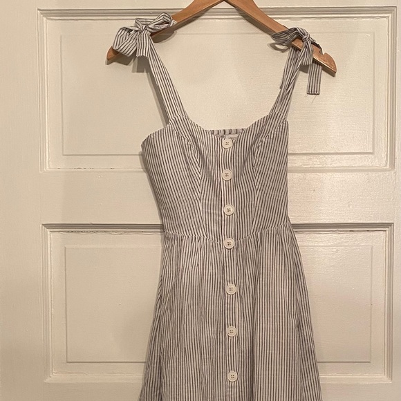Urban Outfitters Striped Dress - Picture 3 of 9